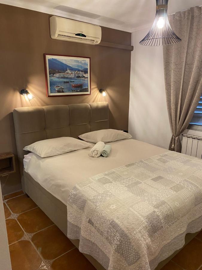 Apartments Oliva โปเรช ภายนอก รูปภาพ