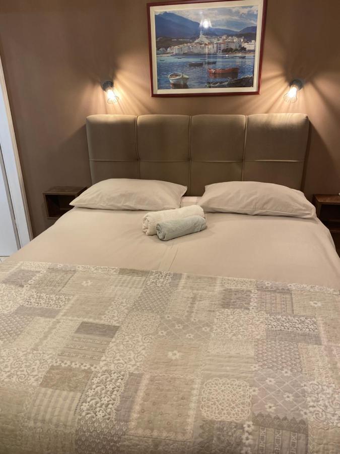 Apartments Oliva โปเรช ภายนอก รูปภาพ