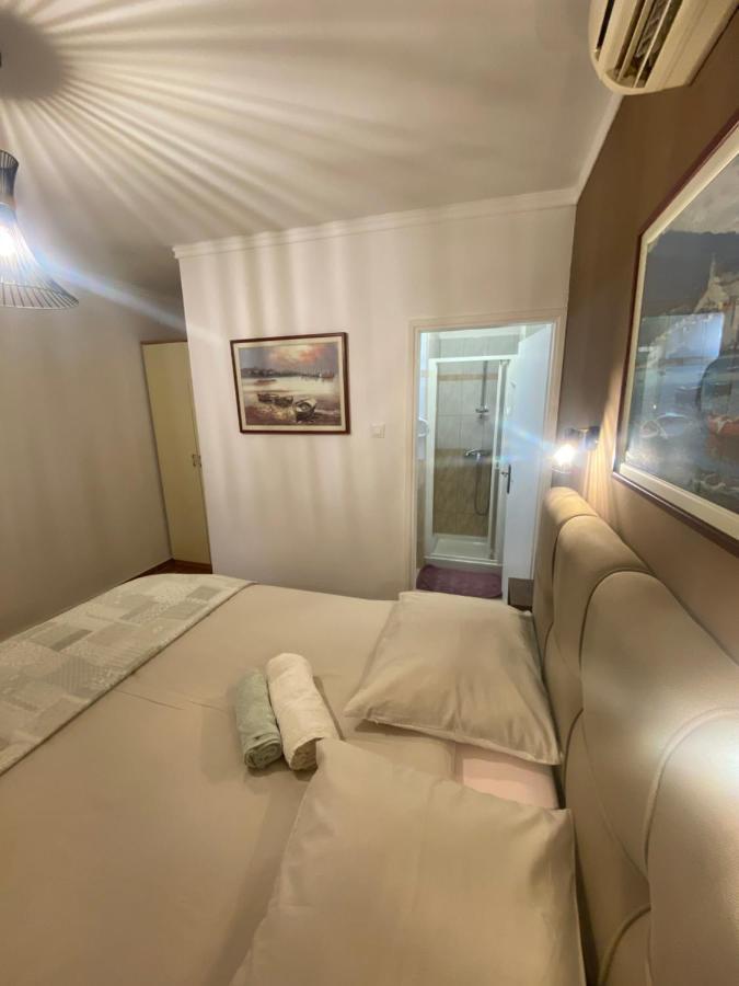 Apartments Oliva โปเรช ภายนอก รูปภาพ